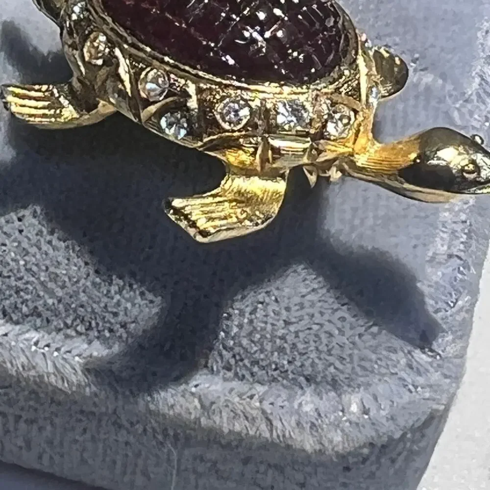 Elegant Gold tone with carved Red stone & Rhinestones Tiny Turtle Brooch